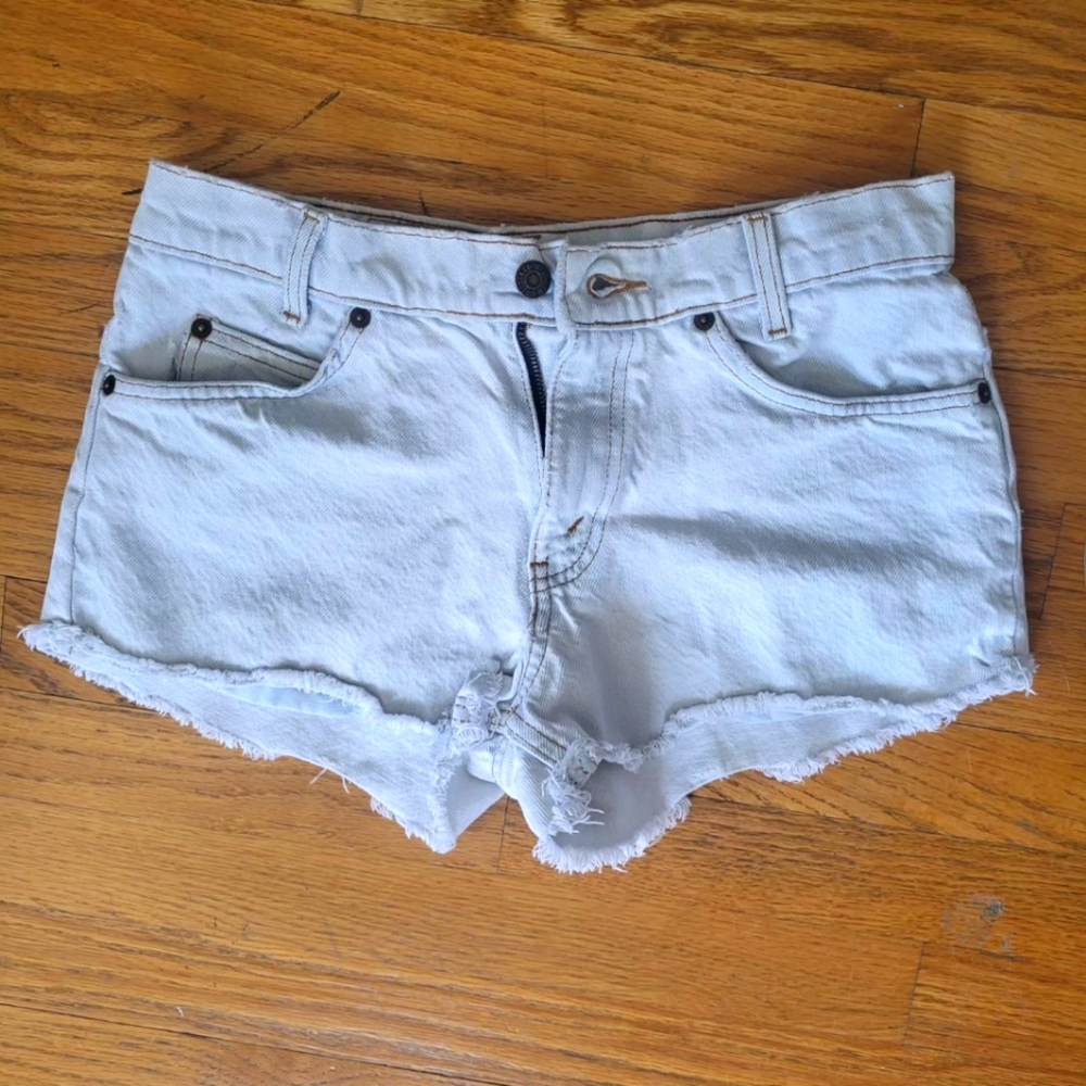 Levi's jean shorts ☀️